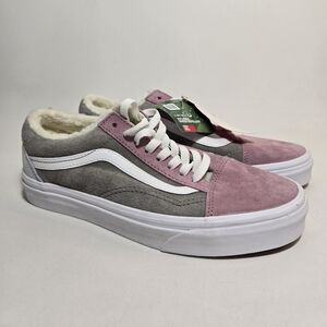 Vans Women’s Old Skool Gray/Pink Pig Suede Sherpa Sneakers Size 8.5 New